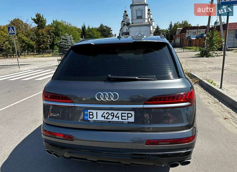 Внедорожник / Кроссовер Audi SQ7 2020 в Днепре