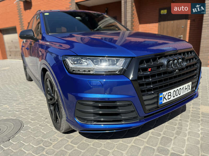 Внедорожник / Кроссовер Audi SQ7 2017 в Виннице