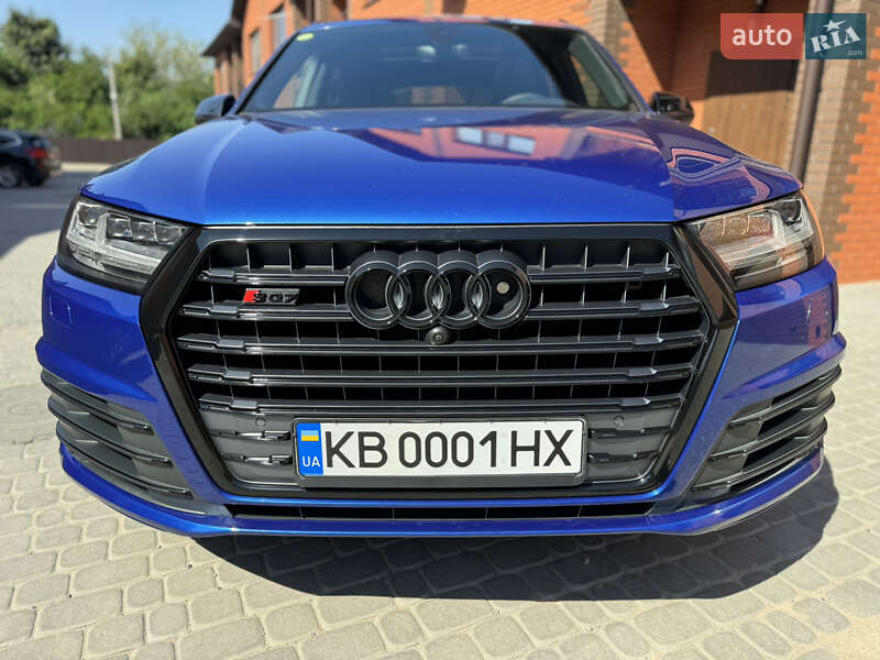 Внедорожник / Кроссовер Audi SQ7 2017 в Виннице
