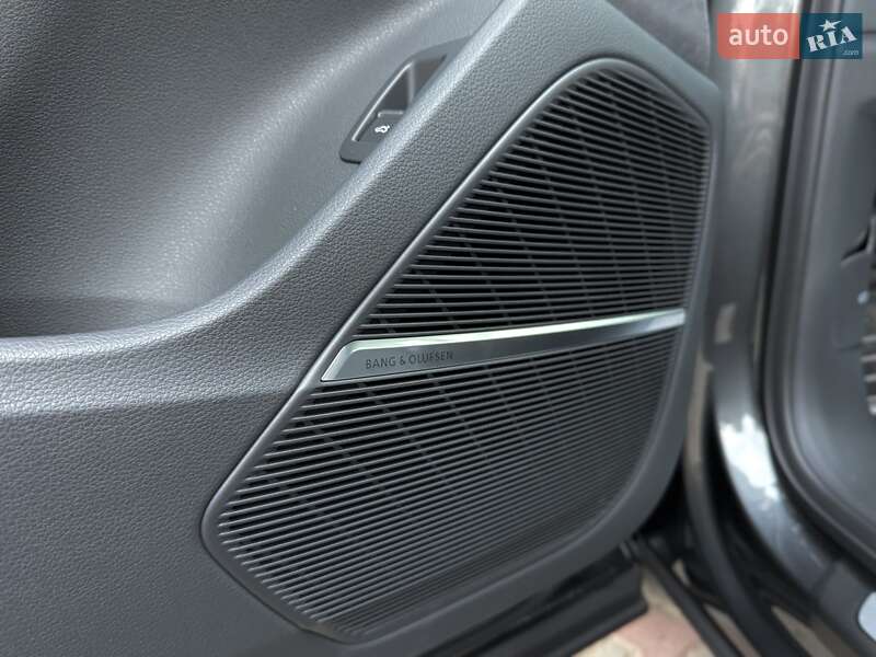 Позашляховик / Кросовер Audi SQ7 2024 в Одесі