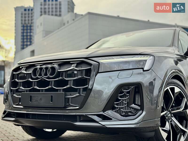 Позашляховик / Кросовер Audi SQ7 2024 в Одесі