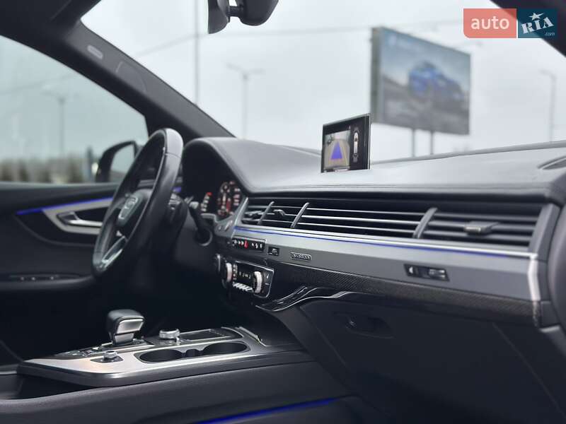 Внедорожник / Кроссовер Audi SQ7 2017 в Полтаве фото 35 Внедорожник / Кроссовер Audi SQ7 2017 в Полтаве