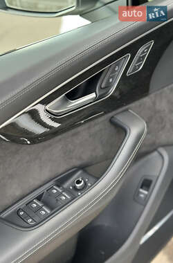 Внедорожник / Кроссовер Audi SQ7 2021 в 