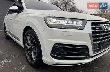 Позашляховик / Кросовер Audi SQ7 2017 в Тернополі