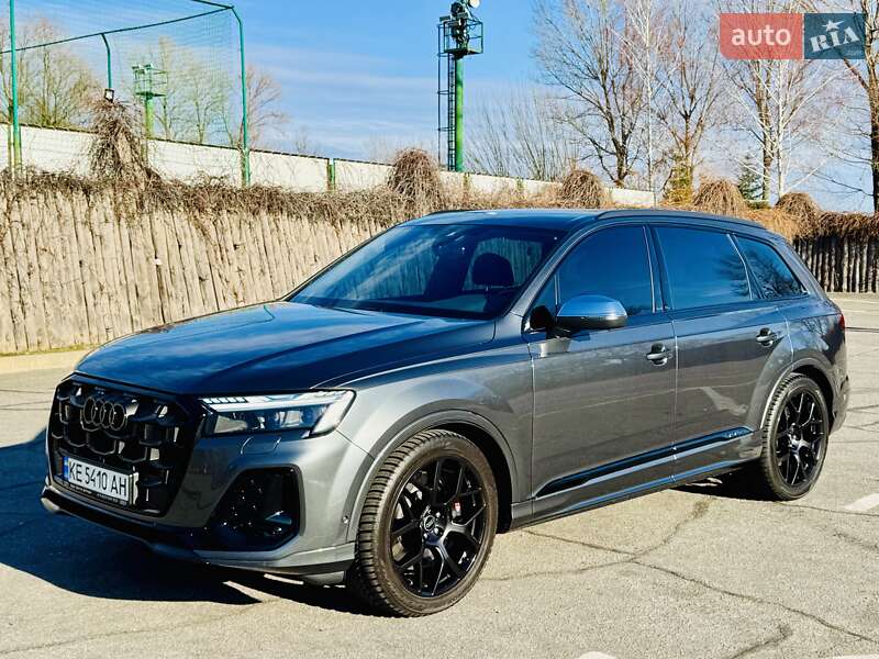 Внедорожник / Кроссовер Audi SQ7 2024 в Днепре