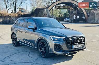 Внедорожник / Кроссовер Audi SQ7 2024 в 