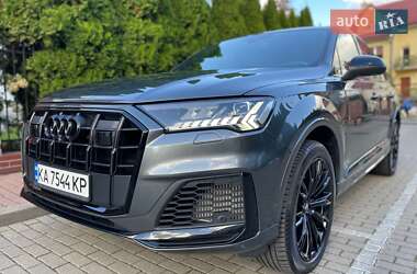 Внедорожник / Кроссовер Audi SQ7 2021 в 