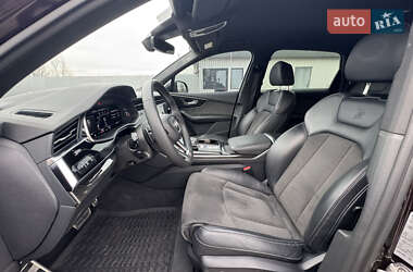 Внедорожник / Кроссовер Audi SQ7 2021 в 