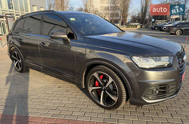 Внедорожник / Кроссовер Audi SQ7 2018 в Киеве