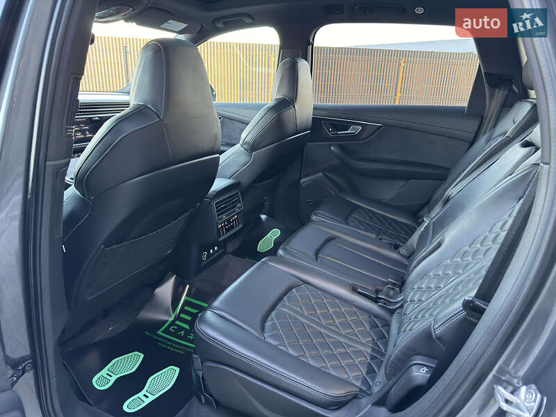 Позашляховик / Кросовер Audi SQ7 2020 в Івано-Франківську