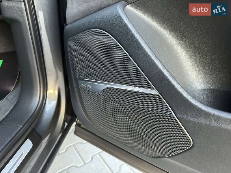 Позашляховик / Кросовер Audi SQ7 2020 в Івано-Франківську