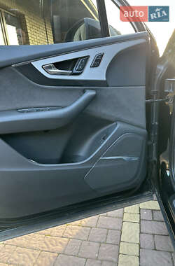 Внедорожник / Кроссовер Audi SQ7 2016 в Львове