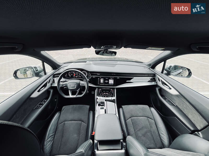 Позашляховик / Кросовер Audi SQ7 2020 в Луцьку