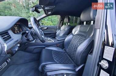 Внедорожник / Кроссовер Audi SQ7 2016 в 