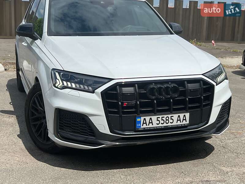 Внедорожник / Кроссовер Audi SQ7 2021 в Киеве