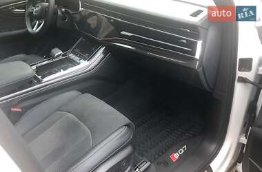 Внедорожник / Кроссовер Audi SQ7 2021 в 