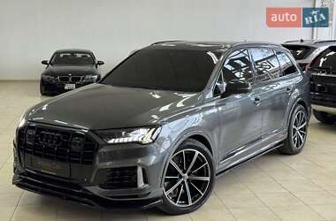 Внедорожник / Кроссовер Audi SQ7 2020 в 