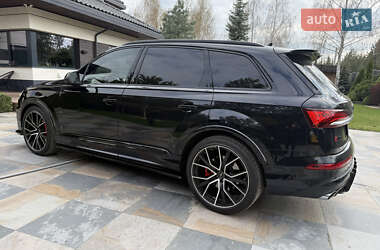 Позашляховик / Кросовер Audi SQ7 2020 в 