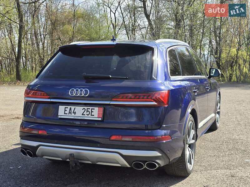 Позашляховик / Кросовер Audi SQ7 2020 в Калуші