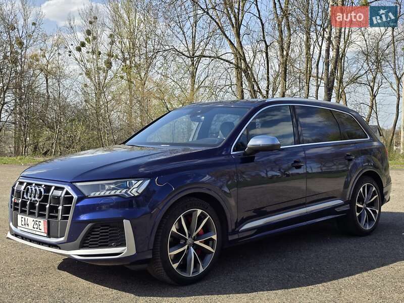 Внедорожник / Кроссовер Audi SQ7 2020 в 