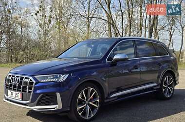 Внедорожник / Кроссовер Audi SQ7 2020 в 