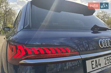 Внедорожник / Кроссовер Audi SQ7 2020 в 