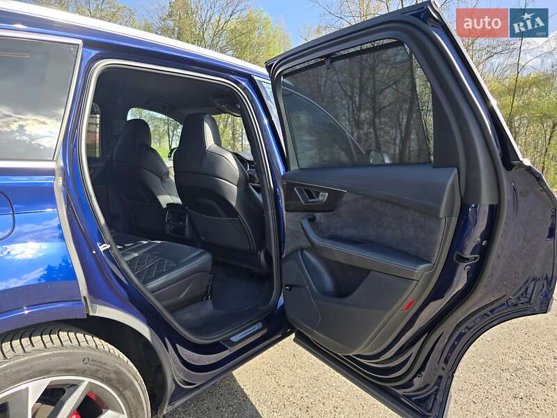 Позашляховик / Кросовер Audi SQ7 2020 в Калуші