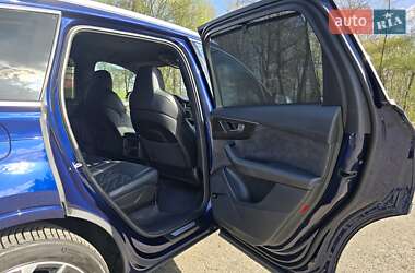 Внедорожник / Кроссовер Audi SQ7 2020 в 
