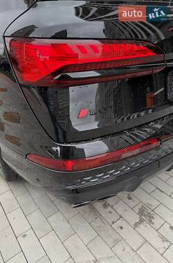 Внедорожник / Кроссовер Audi SQ7 2024 в 