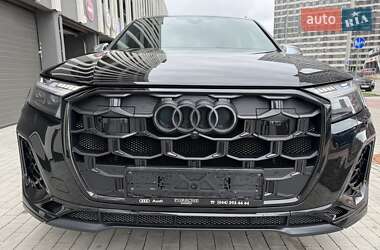 Внедорожник / Кроссовер Audi SQ7 2024 в 