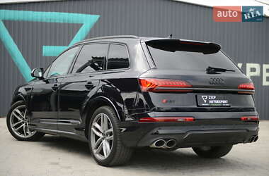 Внедорожник / Кроссовер Audi SQ7 2021 в 