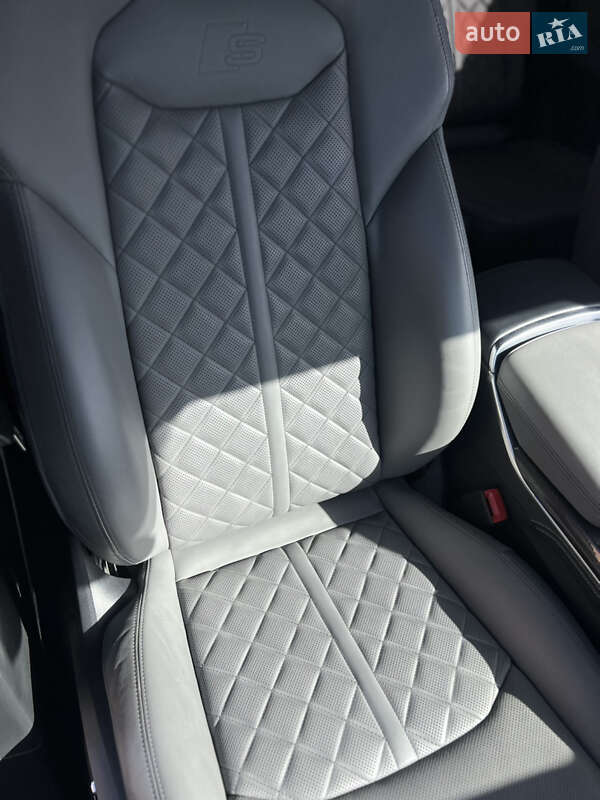 Внедорожник / Кроссовер Audi SQ7 2021 в Хмельницком