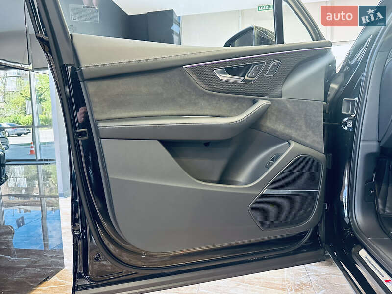 Внедорожник / Кроссовер Audi SQ7 2022 в Киеве