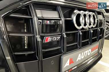 Внедорожник / Кроссовер Audi SQ7 2020 в 