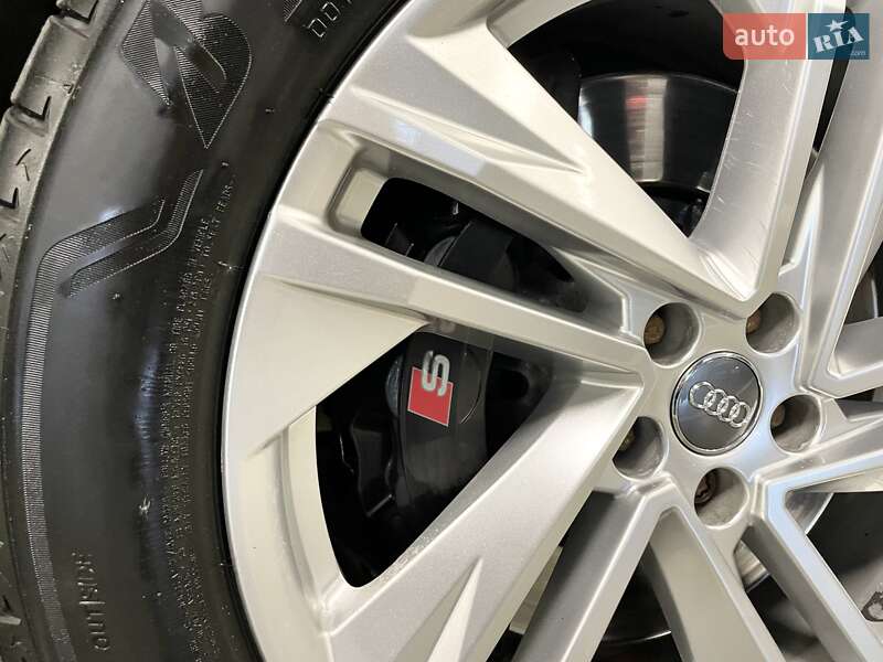 Позашляховик / Кросовер Audi SQ7 2020 в Львові