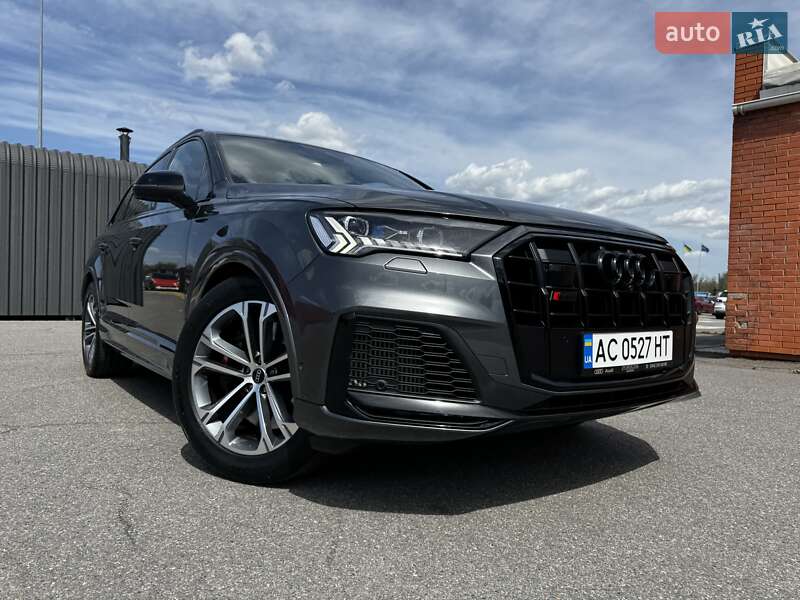 Позашляховик / Кросовер Audi SQ7 2023 в Києві