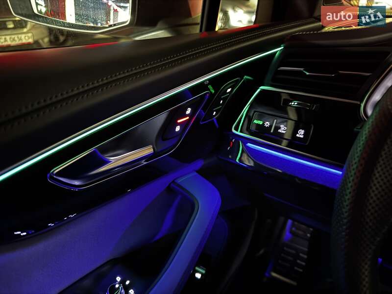 Позашляховик / Кросовер Audi SQ7 2023 в Києві