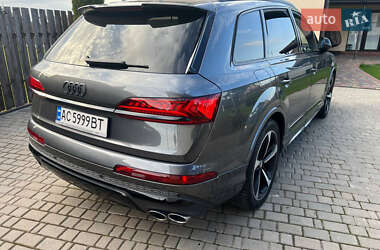 Внедорожник / Кроссовер Audi SQ7 2019 в 