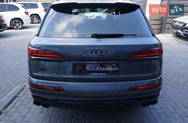 Позашляховик / Кросовер Audi SQ7 2021 в 