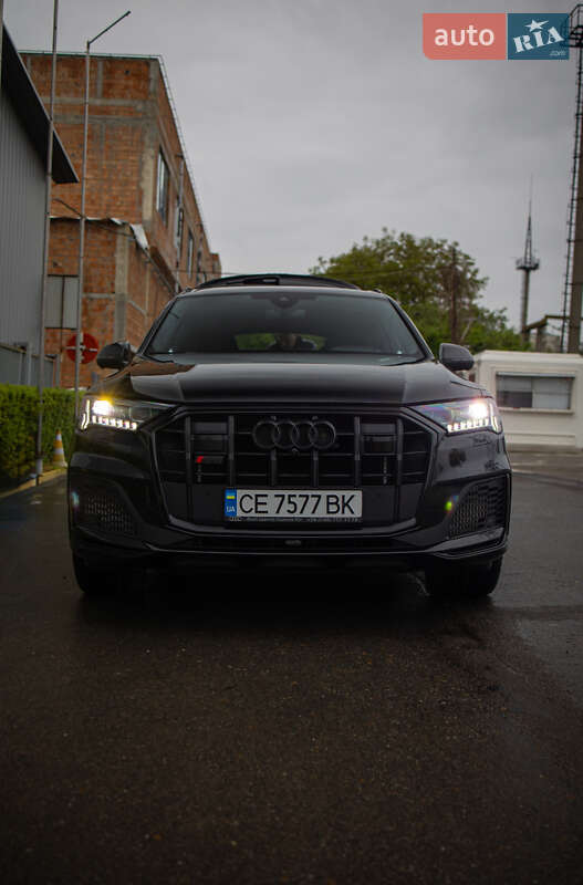 Внедорожник / Кроссовер Audi SQ7 2023 в Черновцах