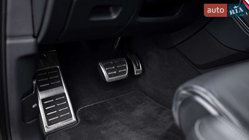 Внедорожник / Кроссовер Audi SQ7 2023 в Черновцах