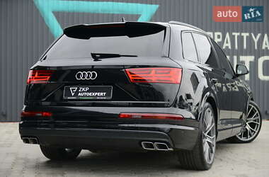 Внедорожник / Кроссовер Audi SQ7 2017 в 