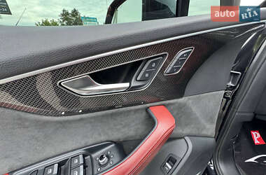 Позашляховик / Кросовер Audi SQ7 2020 в 
