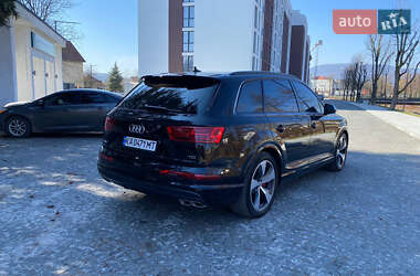 Внедорожник / Кроссовер Audi SQ7 2018 в 
