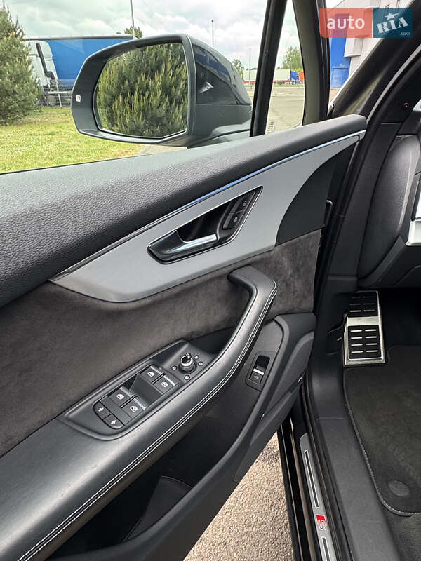 Внедорожник / Кроссовер Audi SQ7 2020 в Ковеле