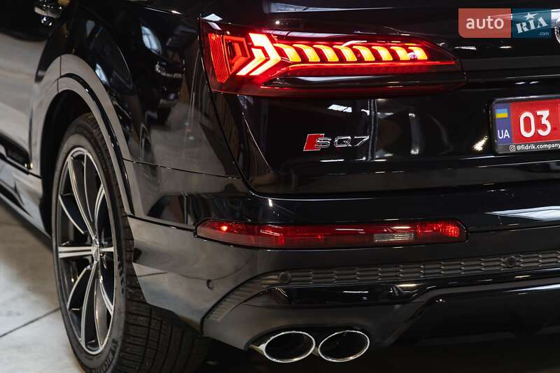 Внедорожник / Кроссовер Audi SQ7 2020 в Луцке