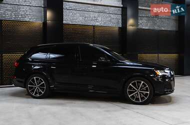 Внедорожник / Кроссовер Audi SQ7 2020 в 