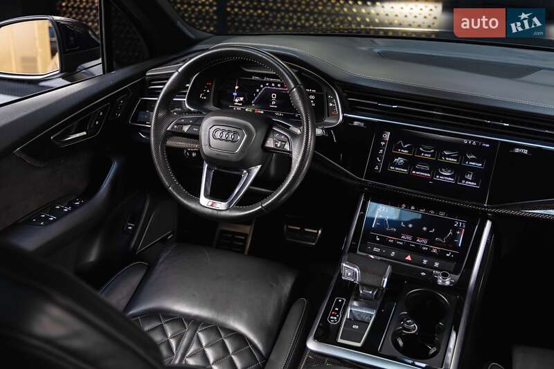 Внедорожник / Кроссовер Audi SQ7 2020 в Луцке