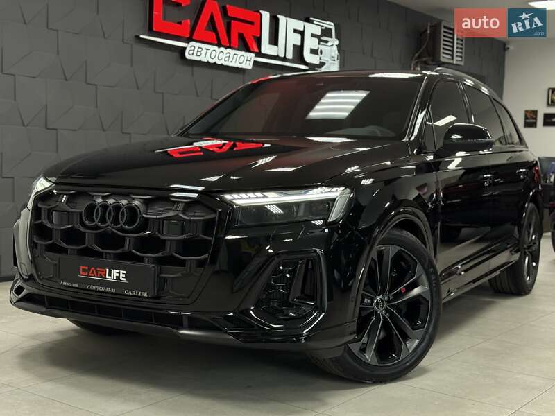 Внедорожник / Кроссовер Audi SQ7 2024 в 