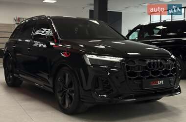 Внедорожник / Кроссовер Audi SQ7 2024 в 